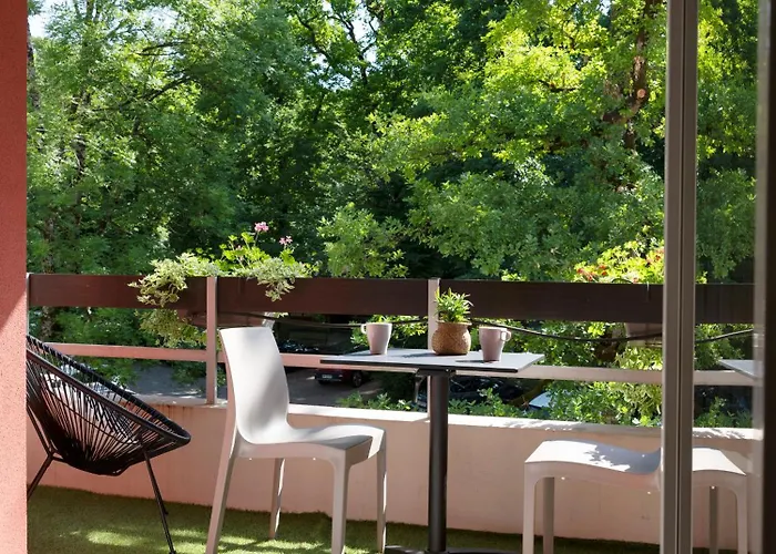 Apartamento Le Doux Refuge Domaine Thermal Et Activites Touristiques